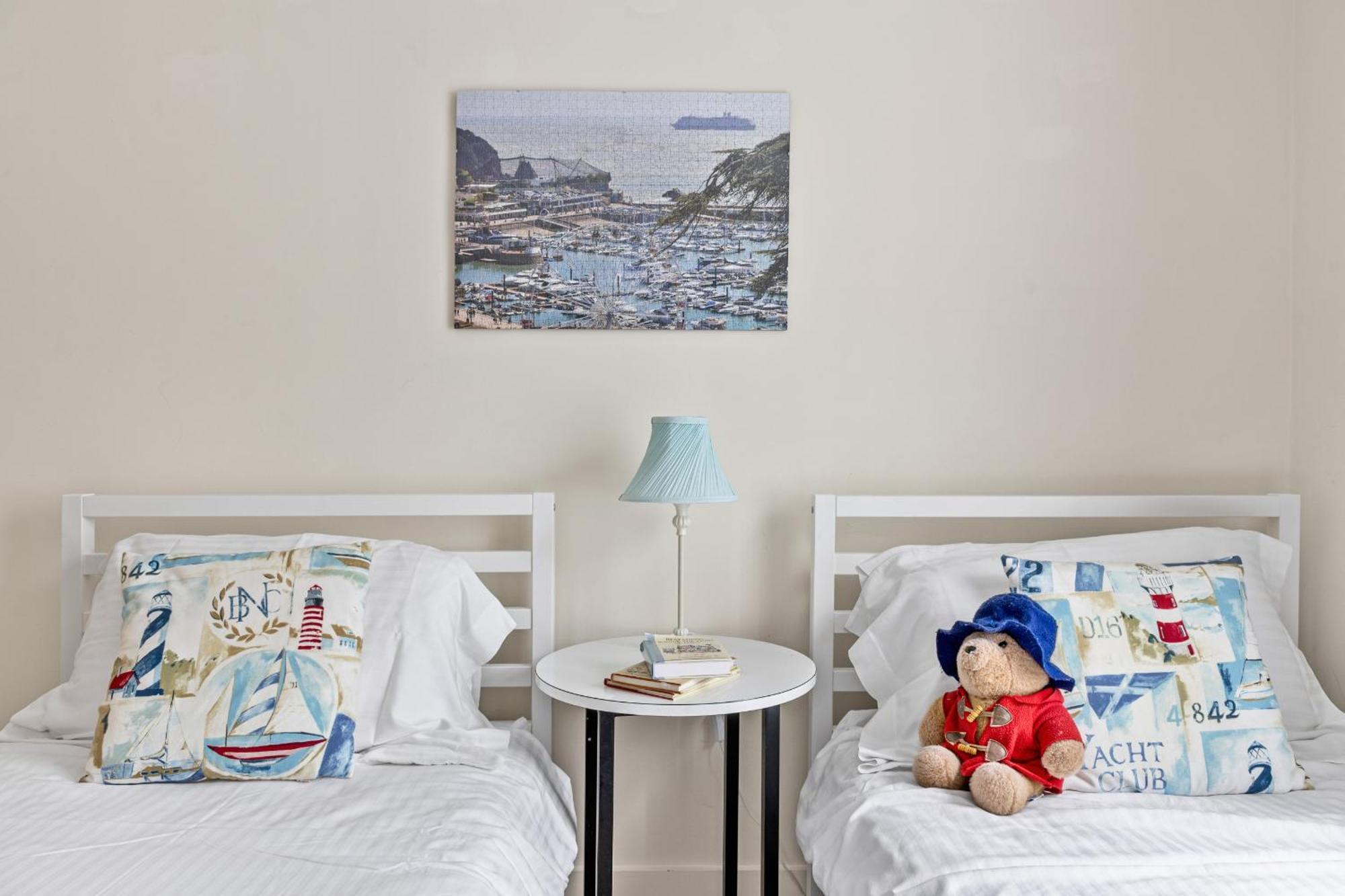 B6 Masts - With Sea Views, Parking And Terrace * Torquay