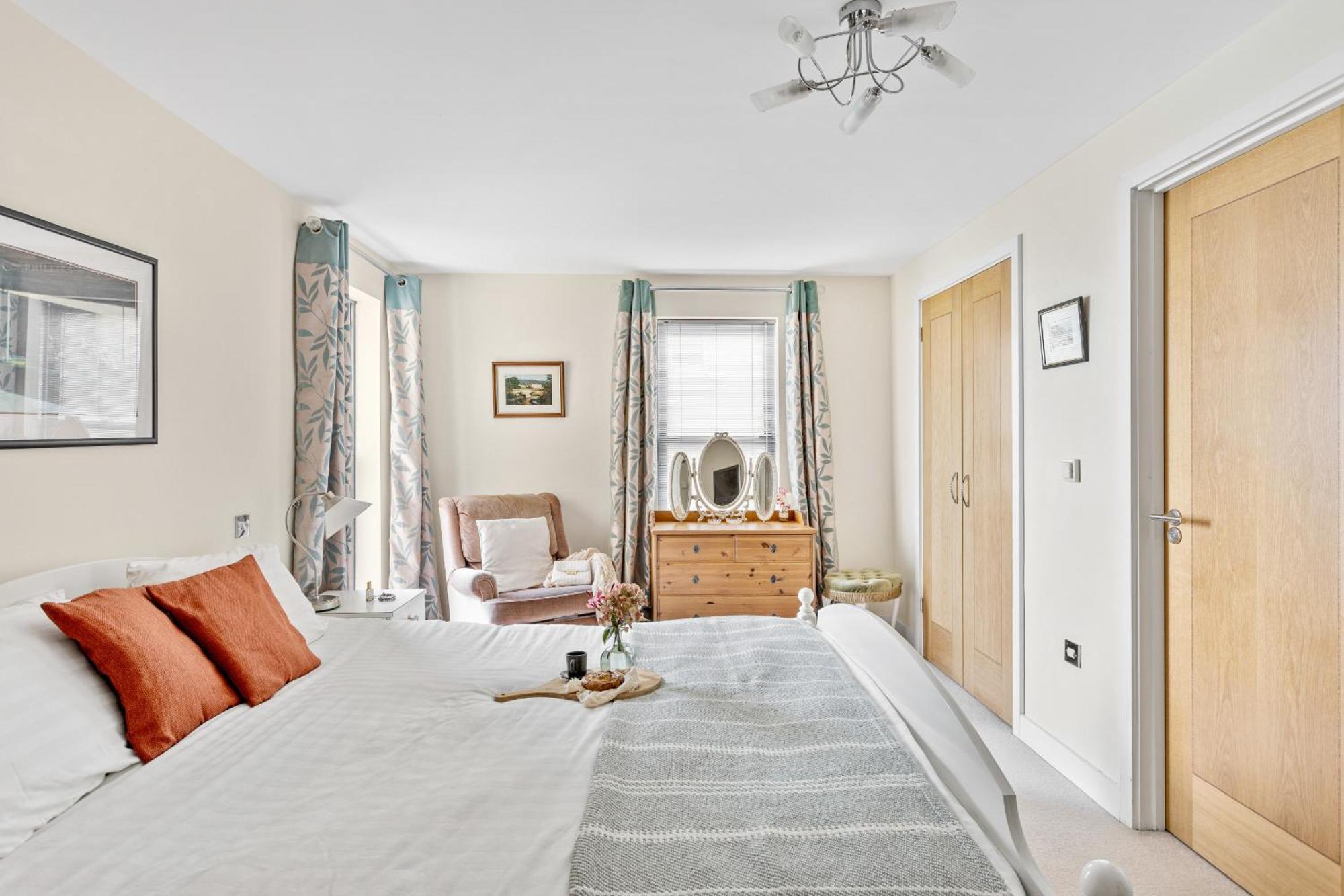 B6 Masts - With Sea Views, Parking And Terrace * Torquay